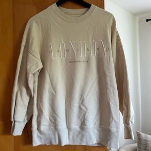 A&F - graphic crewneck
